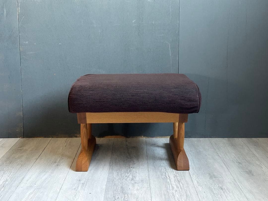 飛騨産業　キツツキマーク　KAYA オットマン　スツール　オーク無垢材 NG