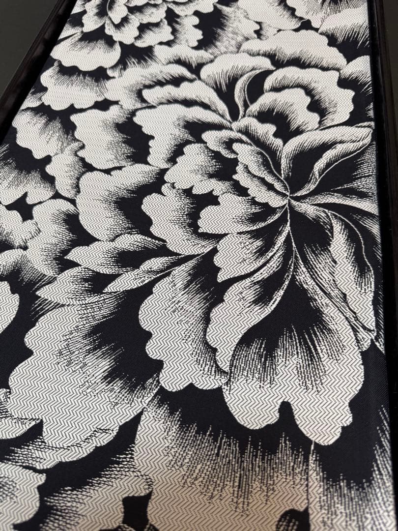 【銘品新品】京の名工認定「斉藤三才氏作」黒地「大牡丹文様」ジャガード織
