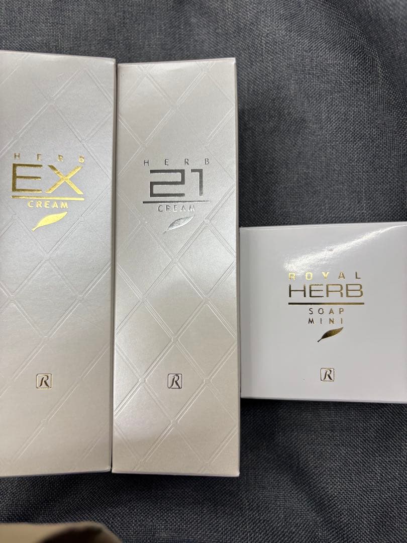 ロイヤルハーブ EXクリーム・21クリーム・ソープミニセット