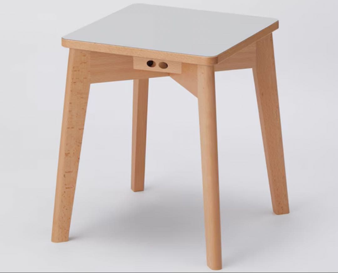 スタッキングスツール　by BEAMS DESIGN