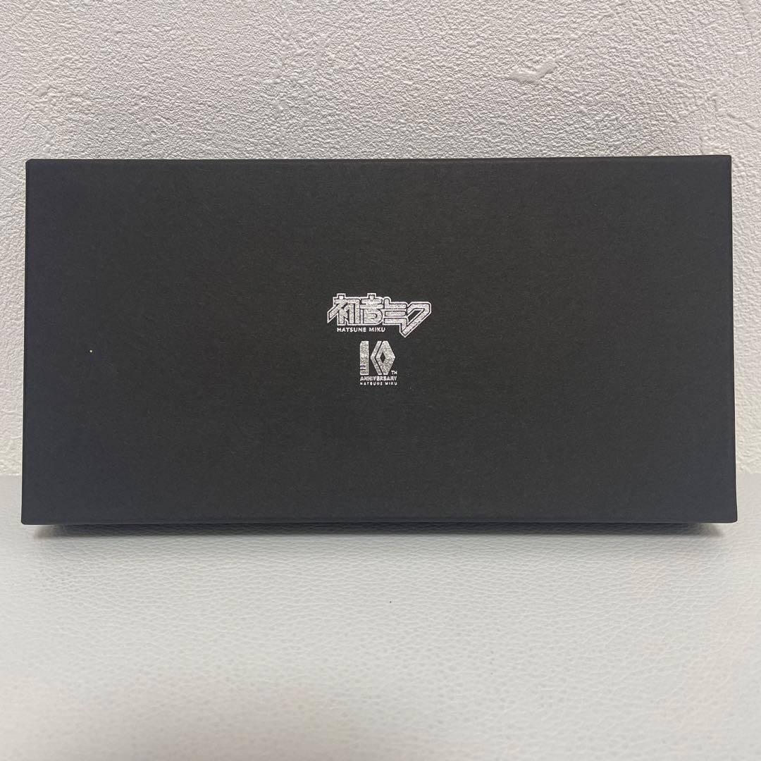 COCOLAB ココラボ 初音ミク 10周年記念　本革長財布