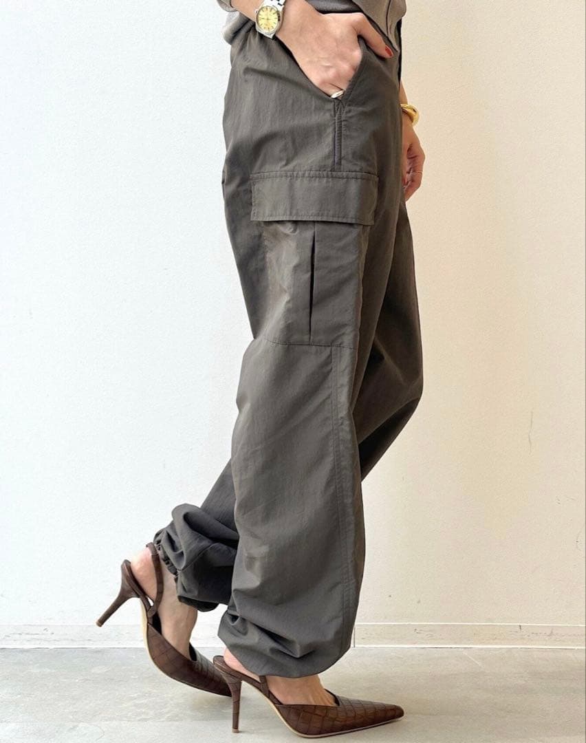 アパルトモン　アメリカーナ　カーゴパンツ　シャカパン