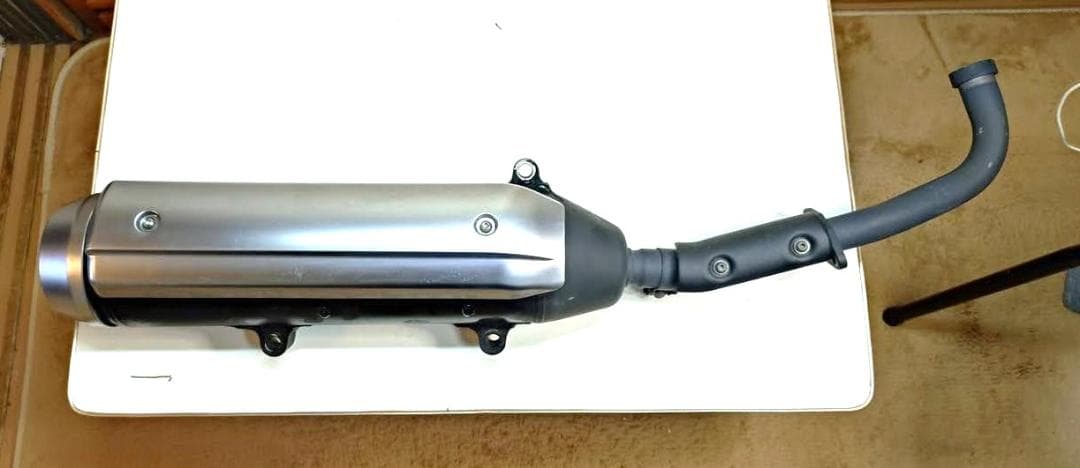 マジェスティ２５０Ｃ　純正マフラー
