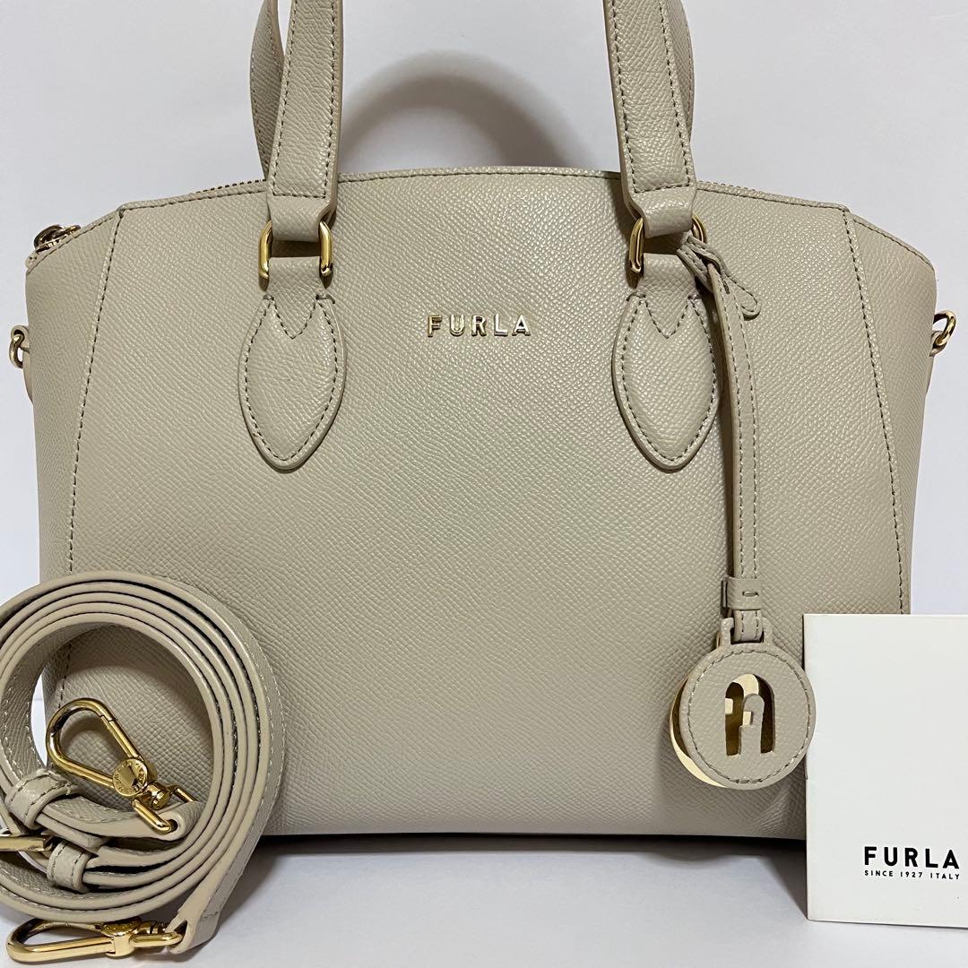 美品✨フルラ　ミネルヴァ　2way ショルダーバッグ　通勤通学　レザー　グレー