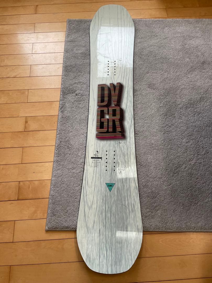 【完売品】DEVGRU スノーボード 155cm