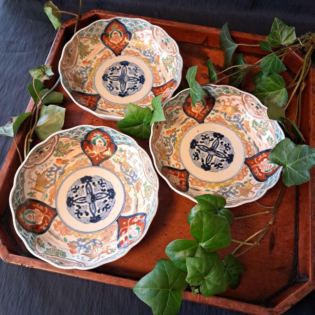 「金彩うさぎに 青海波(せいがいは)」古伊万里皿(直径15cm )3客セット 骨