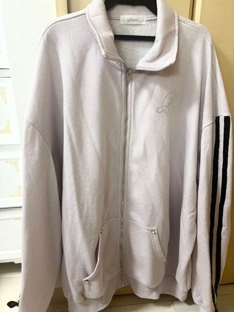 pium 新品未使用 ダブルラインビジュープリントジップスウェット