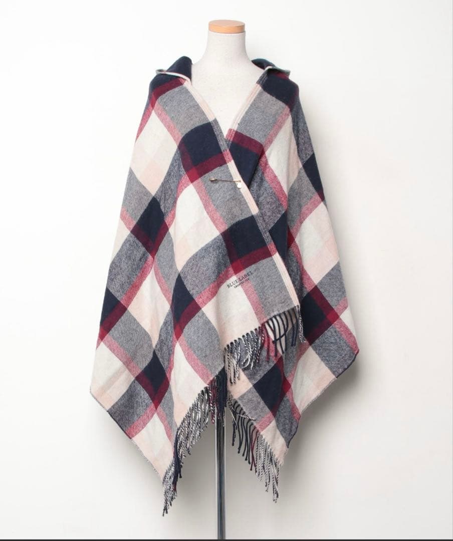 ブルーレーベル クレストブリッジ　リバーシブル ポンチョ　フード付きストール